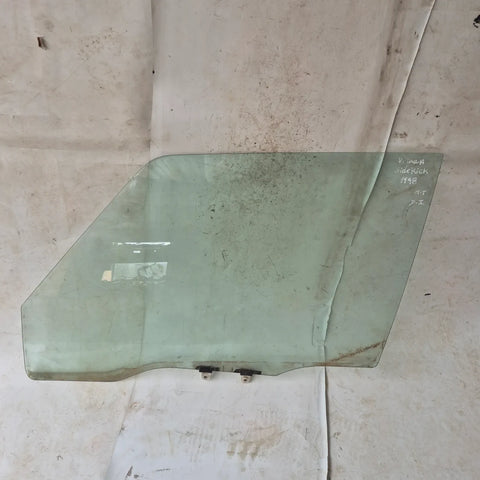 Vidrio puerta DEL-IZQ Suzuki SIDEKICK 1998 - 4x2 Bencina Mecánico