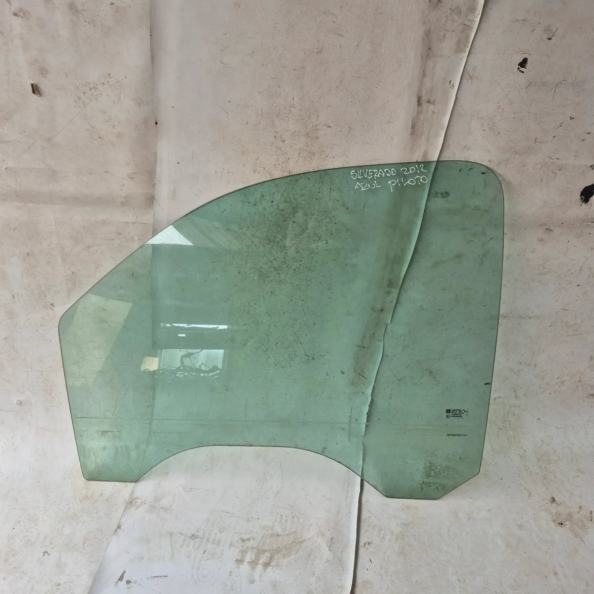 Vidrio puerta DEL-IZQ Chevrolet Silverado 2012 - 4x2 Bencina Mecánico