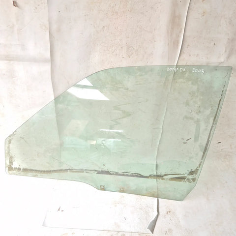 Vidrio puerta DEL-IZQ Suzuki Nomade 2005 - 4x2 Bencina Mecánico