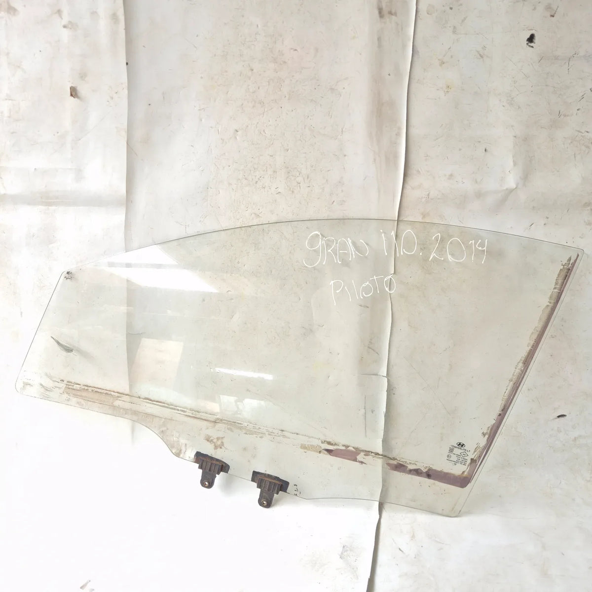 Vidrio puerta DEL-IZQ Hyundai I10 2014 - 4x2 Bencina Mecánico