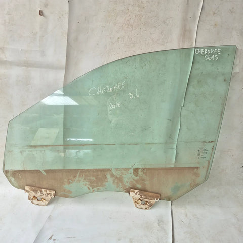 Vidrio puerta DEL-IZQ Jeep Cherokee 2015 - 3.6 4x2 Bencina Mecánico