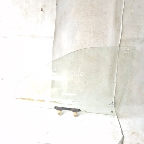 Vidrio puerta DEL-IZQ Renault Clio 2005 - 4x2 Bencina Mecánico