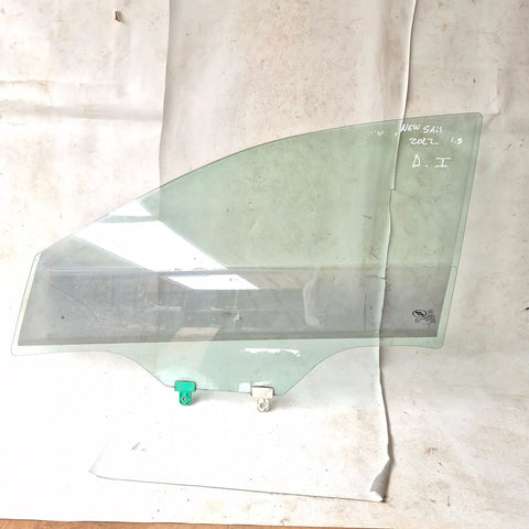 Vidrio puerta DEL-IZQ Chevrolet sail 2022 - 1.5 4x2 Bencina Mecánico