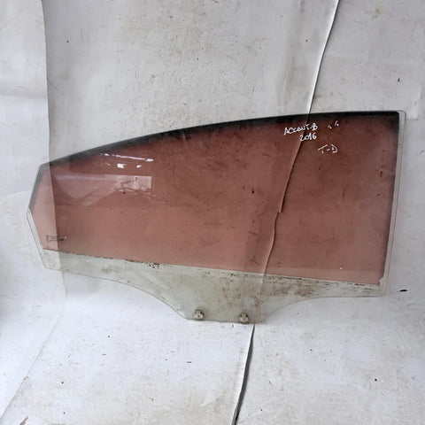 Vidrio puerta TRA-DER Hyundai Accent 2016 - 4x2 Bencina Mecánico