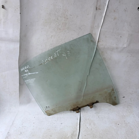Vidrio puerta TRA-DER Hyundai Accent 1998 - 4x2 Bencina Mecánico
