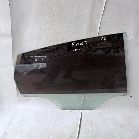 Vidrio puerta TRA-DER Ford Fiesta 2013 - 4x2 Bencina Mecánico