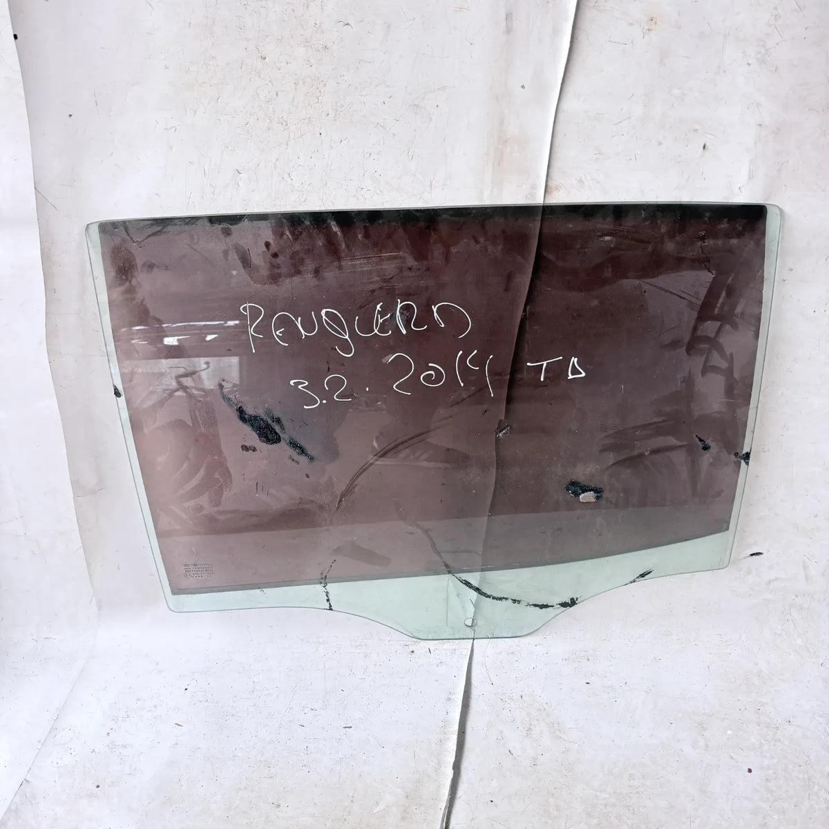 Vidrio puerta TRA-DER Ford Ranger 2014 - 3.2 4x2 Bencina Mecánico
