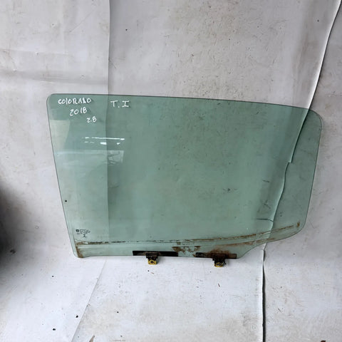 Vidrio puerta TRA-IZQ Chevrolet Colorado 2018 - 2.8 4x2 Bencina Mecánico
