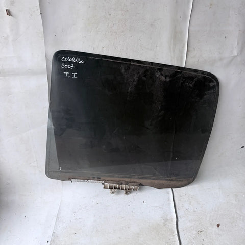Vidrio puerta TRA-IZQ Chevrolet Colorado 2007 - 4x2 Bencina Mecánico