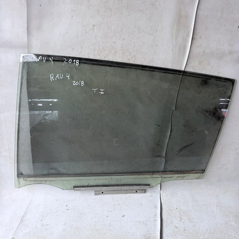 Vidrio puerta TRA-IZQ Toyota Rav4 2018 - 4x2 Bencina Mecánico