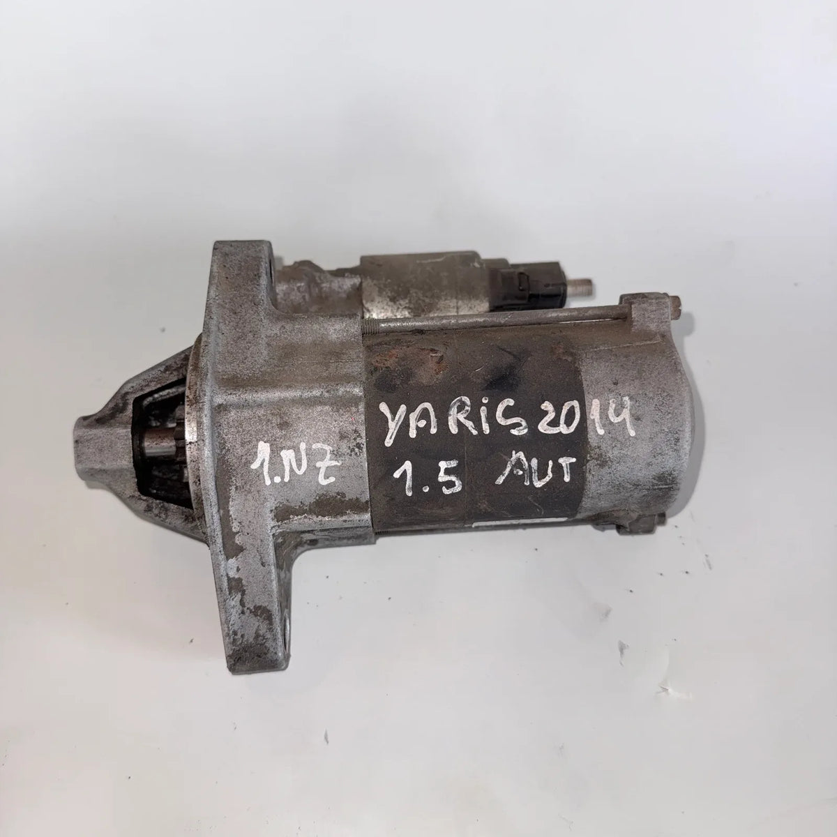 Motor de partida (Arranque) Toyota Yaris 2014 - 1.5 4x2 Bencina Mecánico
