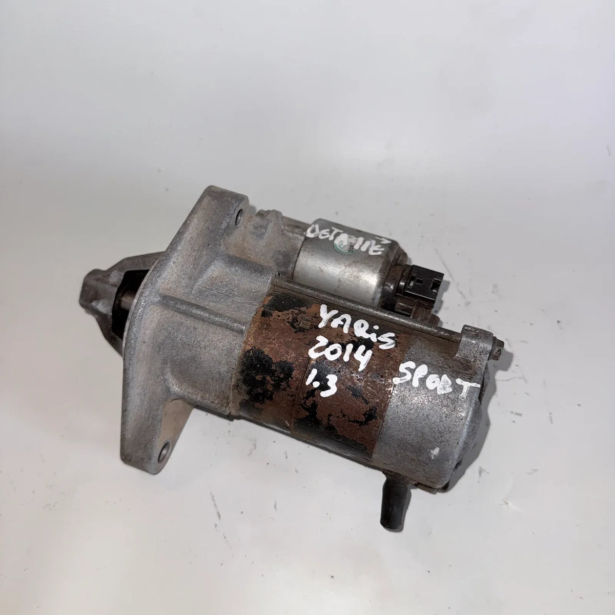 Motor de partida (Arranque) Toyota Yaris Sport 2014 - 1.3 4x2 Bencina Mecánico