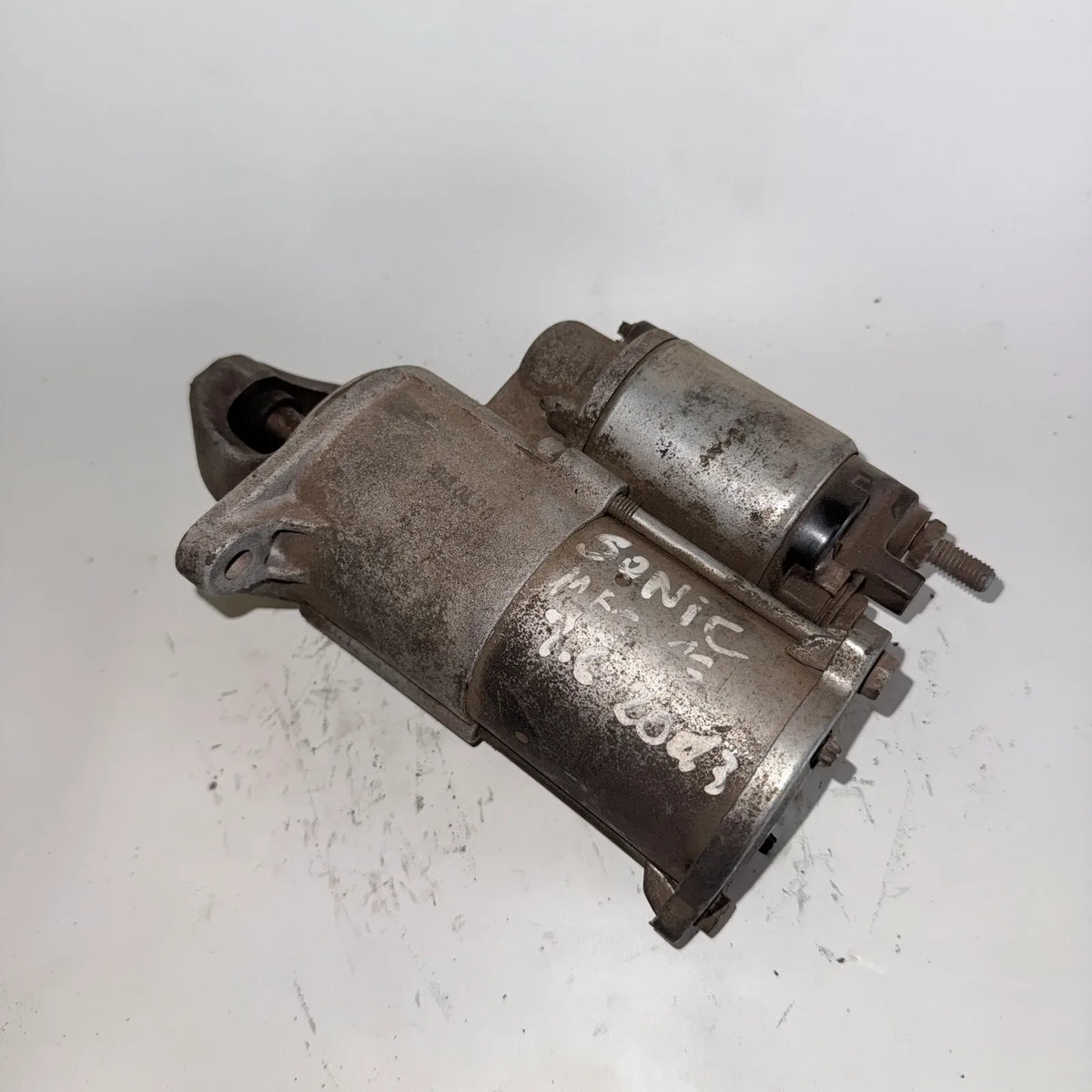 Motor de partida (Arranque) Chevrolet Sonic 2013 - 1.6 4x2 Bencina Mecánico