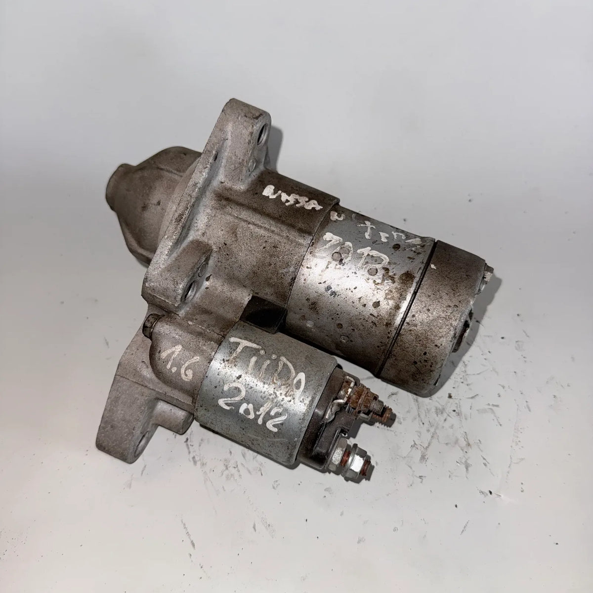 Motor de partida (Arranque) Nissan Tiida 2012 - 1.6 4x2 Bencina Mecánico