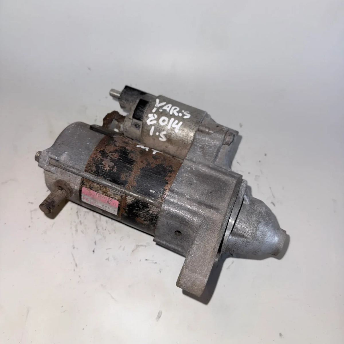 Motor de partida (Arranque) Toyota Yaris 2014 - 1.5 4x2 Bencina Mecánico