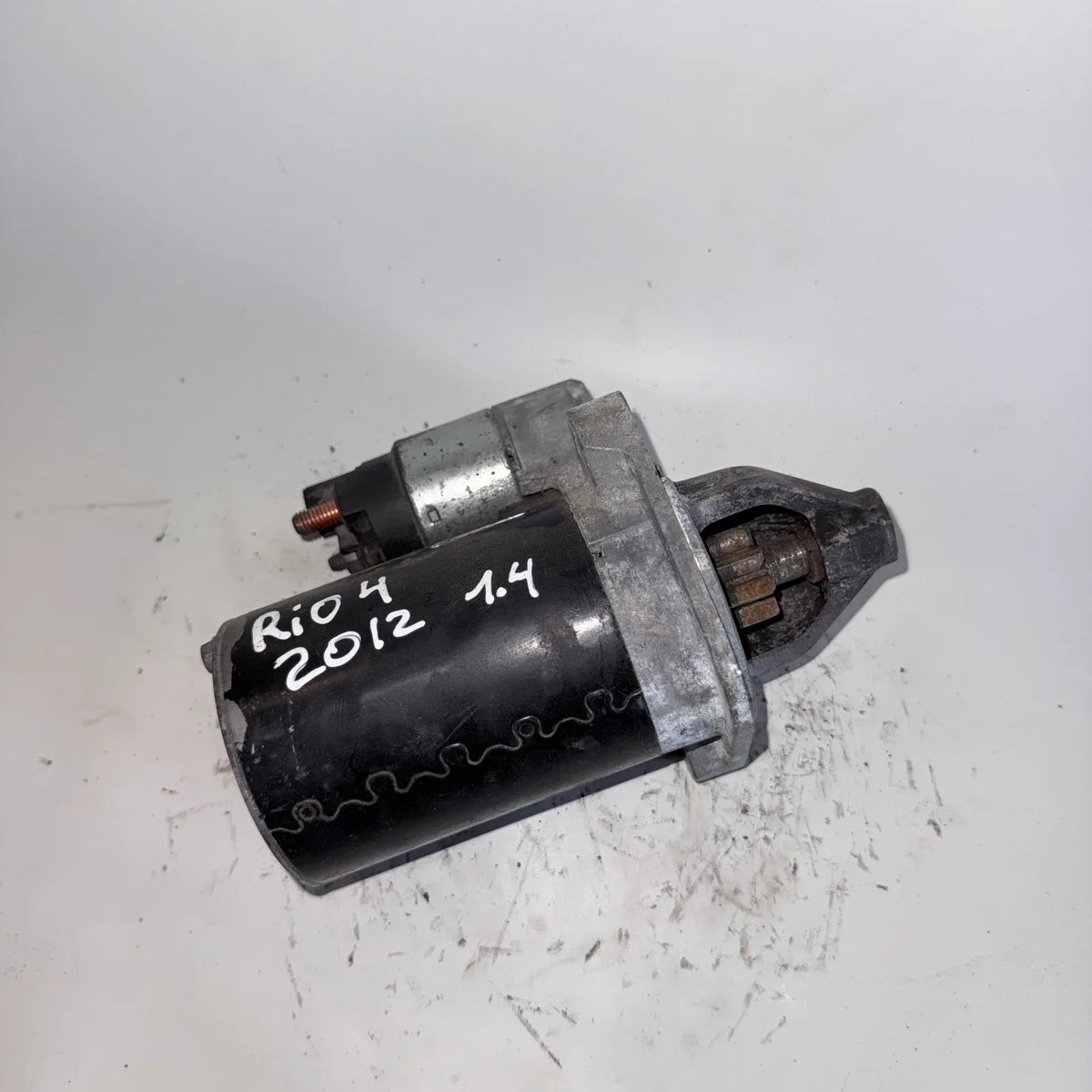 Motor de partida (Arranque) Kia Rio 4 2012 - 1.4 4x2 Bencina Mecánico