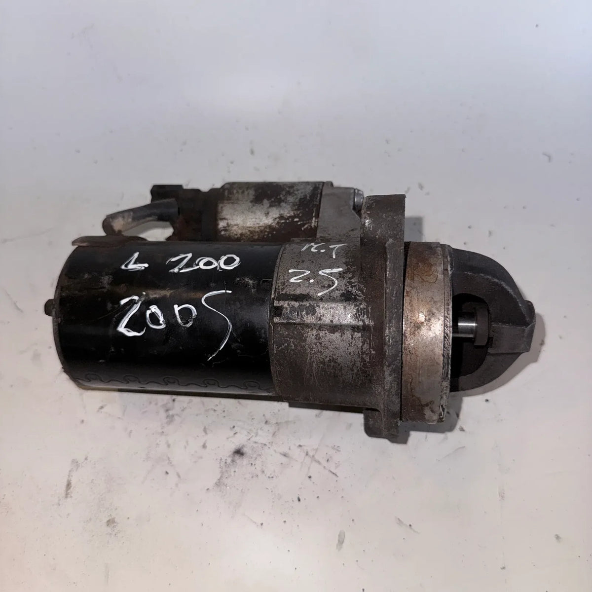 Motor de partida (Arranque) Mitsubishi L200 2005 - 2.5 4x2 Diesel Mecánico