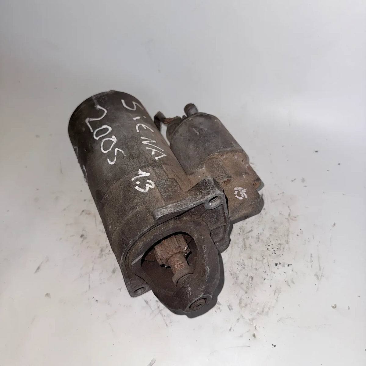 Motor de partida (Arranque) Fiat Siena  2005 - 1.3 4x2 Bencina Mecánico