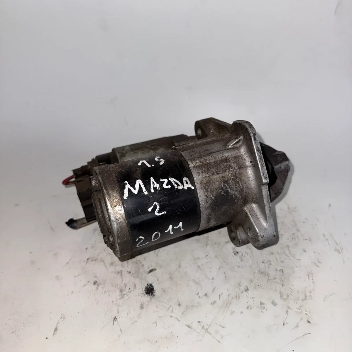 Motor de partida (Arranque) Mazda 2 2011 - 1.5 4x2 Bencina Mecánico