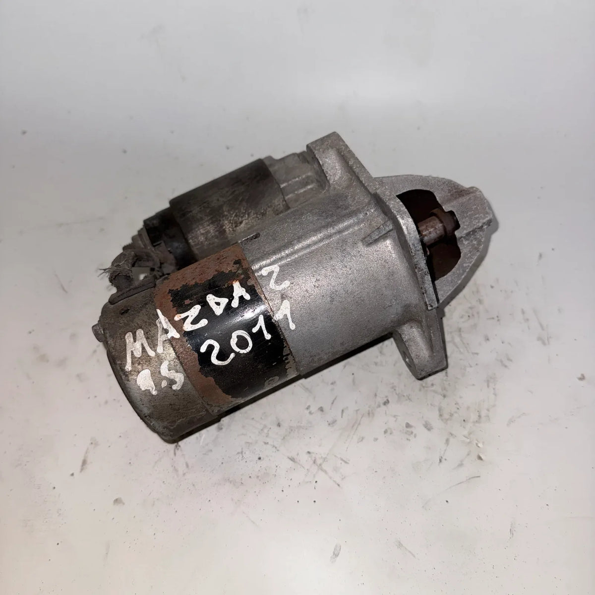 Motor de partida (Arranque) Mazda 2 2011 - 1.5 4x2 Bencina Mecánico