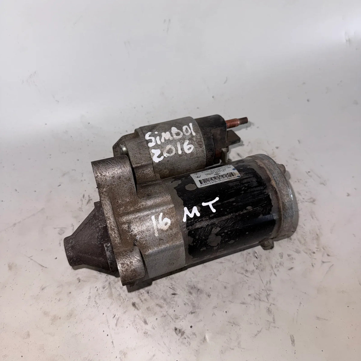 Motor de partida (Arranque) Renault Symbol 2016 - 1.6 4x2 Bencina Mecánico