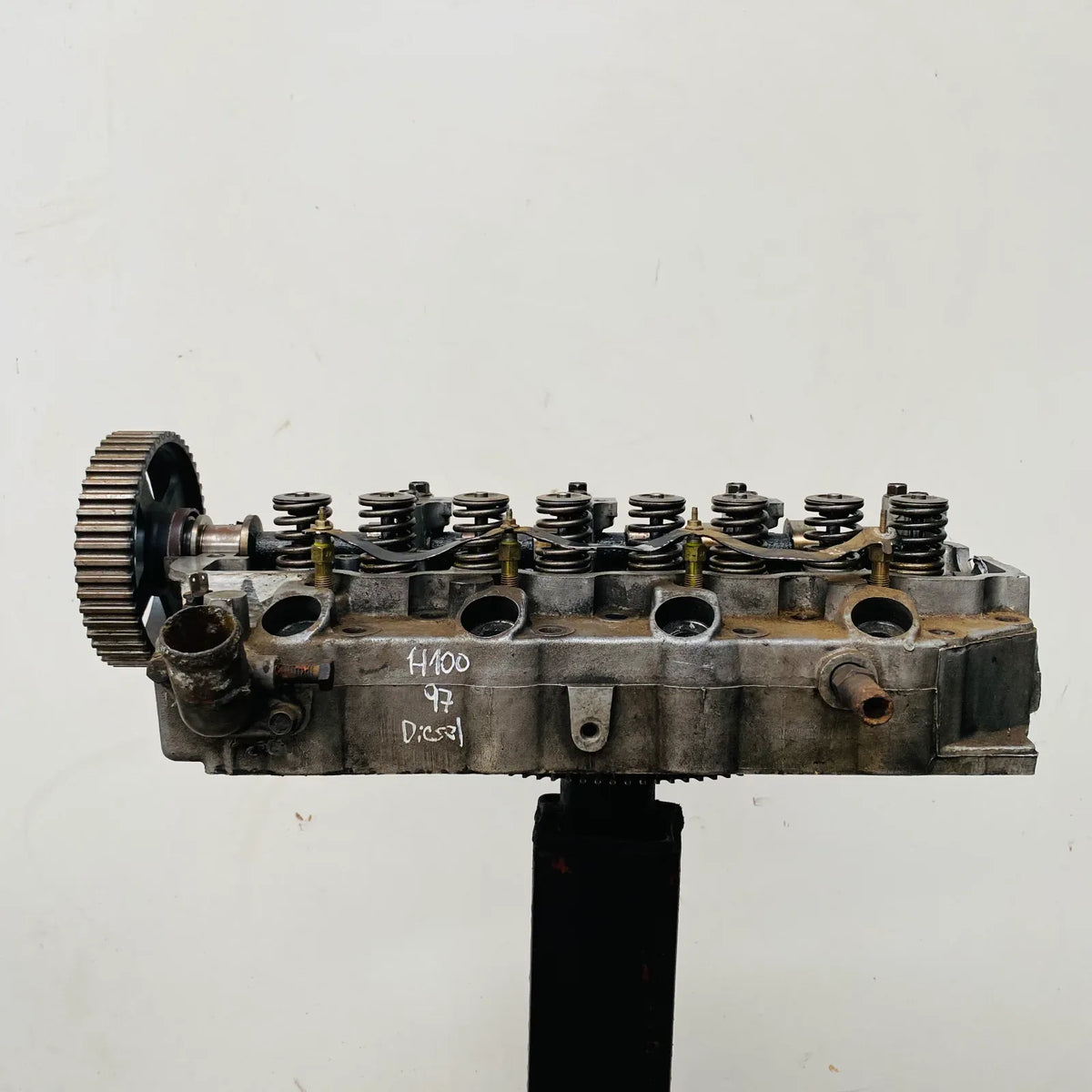 Culata Hyundai H100 1997 - 2.5 4x2 Diesel Mecánico