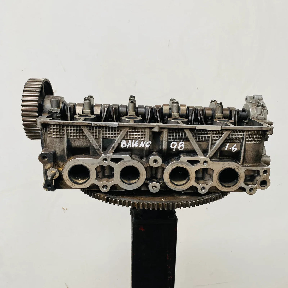 Culata Suzuki Baleno 1998 - 1.6 4x2 Bencina Mecánico
