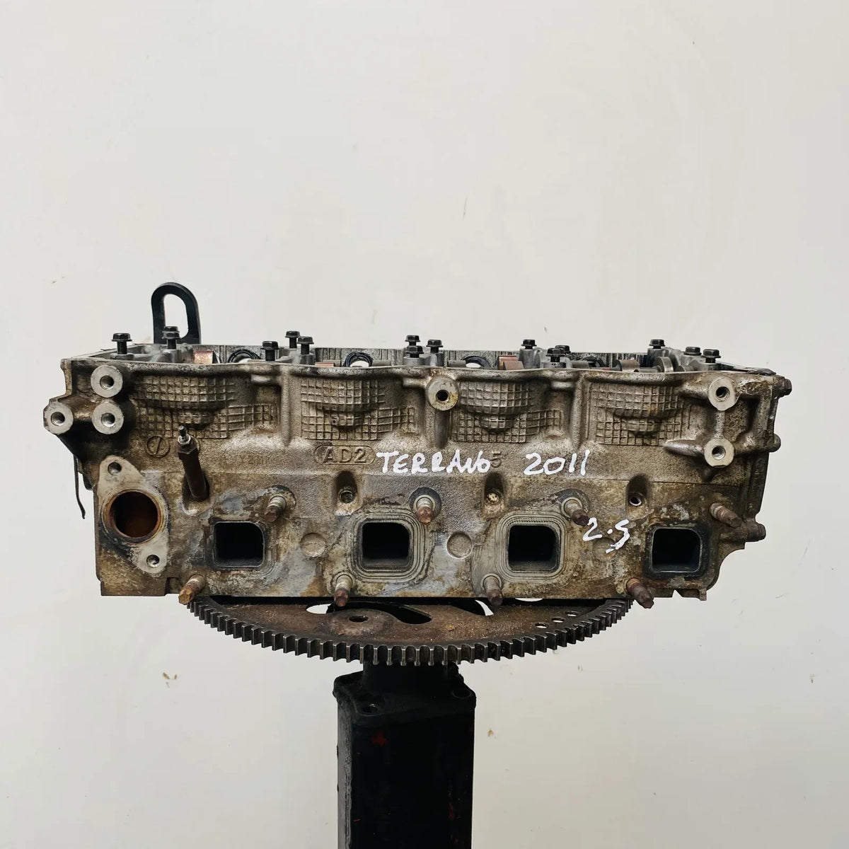 Culata Nissan Terrano 2011 - 2.5 4x2 Diesel Mecánico