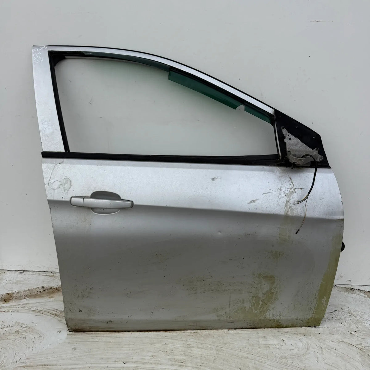 Puerta lata DELANTERA DERECHA Chevrolet sail 2017 - 4x2 Bencina Mecánico