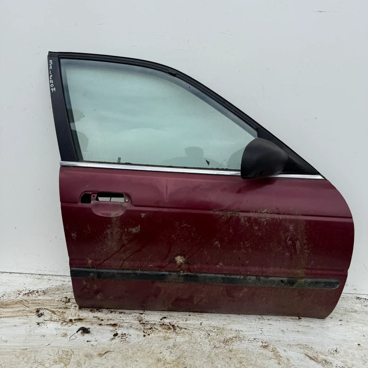 Puerta lata DELANTERA DERECHA Suzuki Baleno 1999 - 4x2 Bencina Mecánico