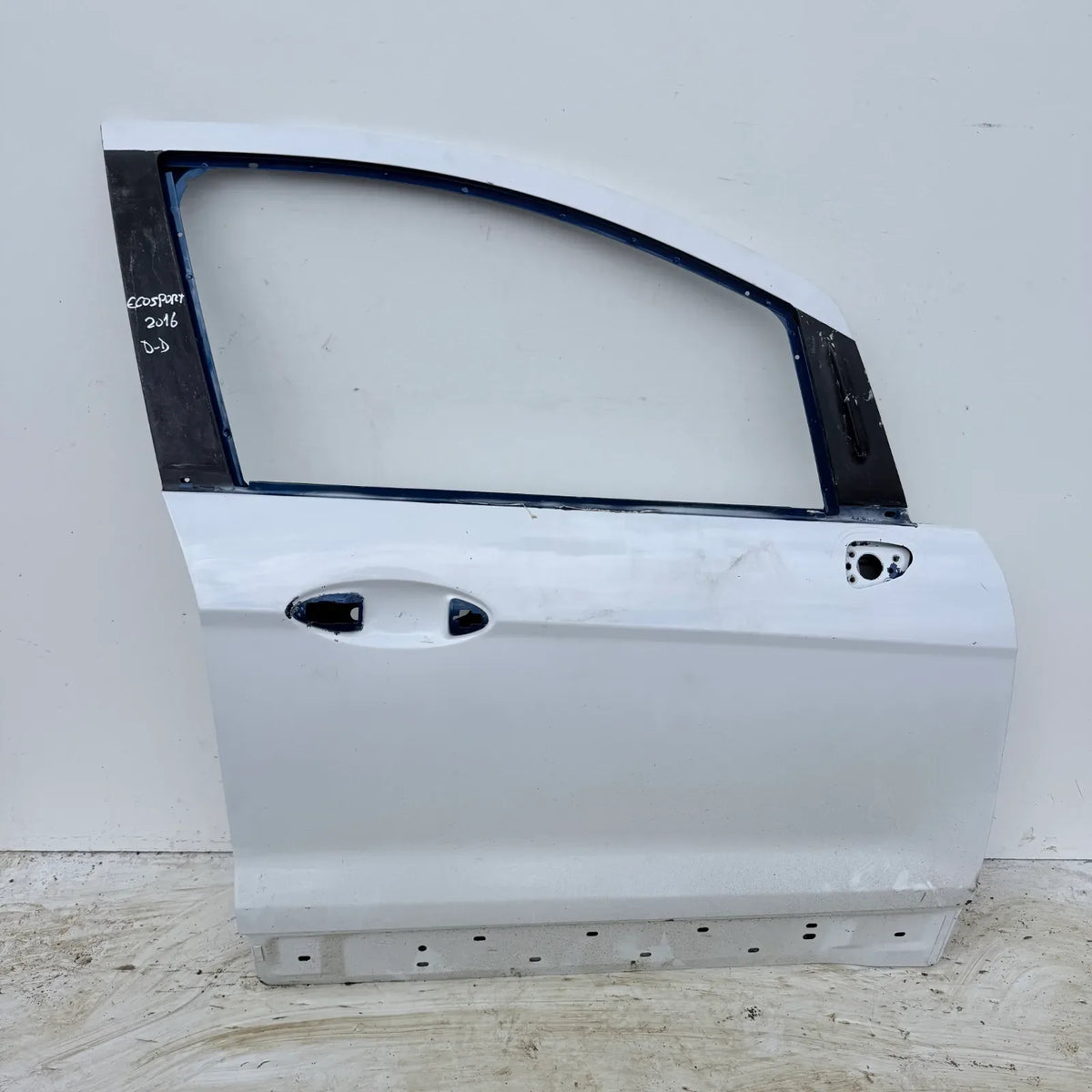 Puerta lata DELANTERA DERECHA Ford ECOSPORT 2016 - 4x2 Bencina Mecánico