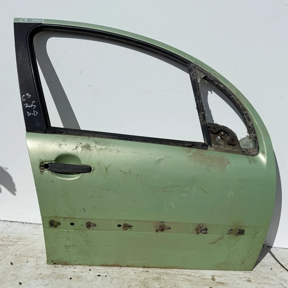 Puerta lata DELANTERA DERECHA Citroen C3 2005 - 4x2 Bencina Mecánico