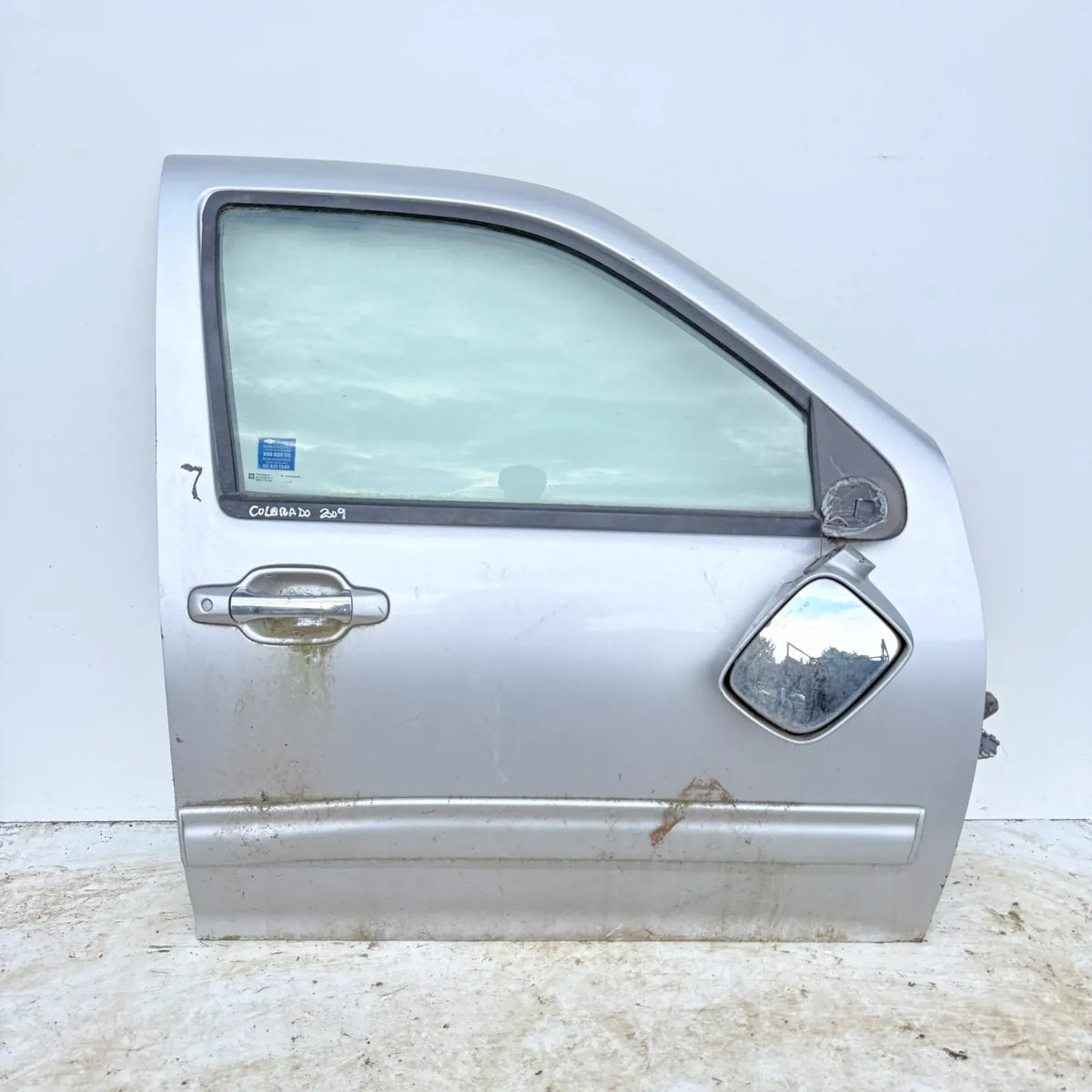 Puerta lata DELANTERA DERECHA Chevrolet Colorado 2009 - 4x2 Bencina Mecánico
