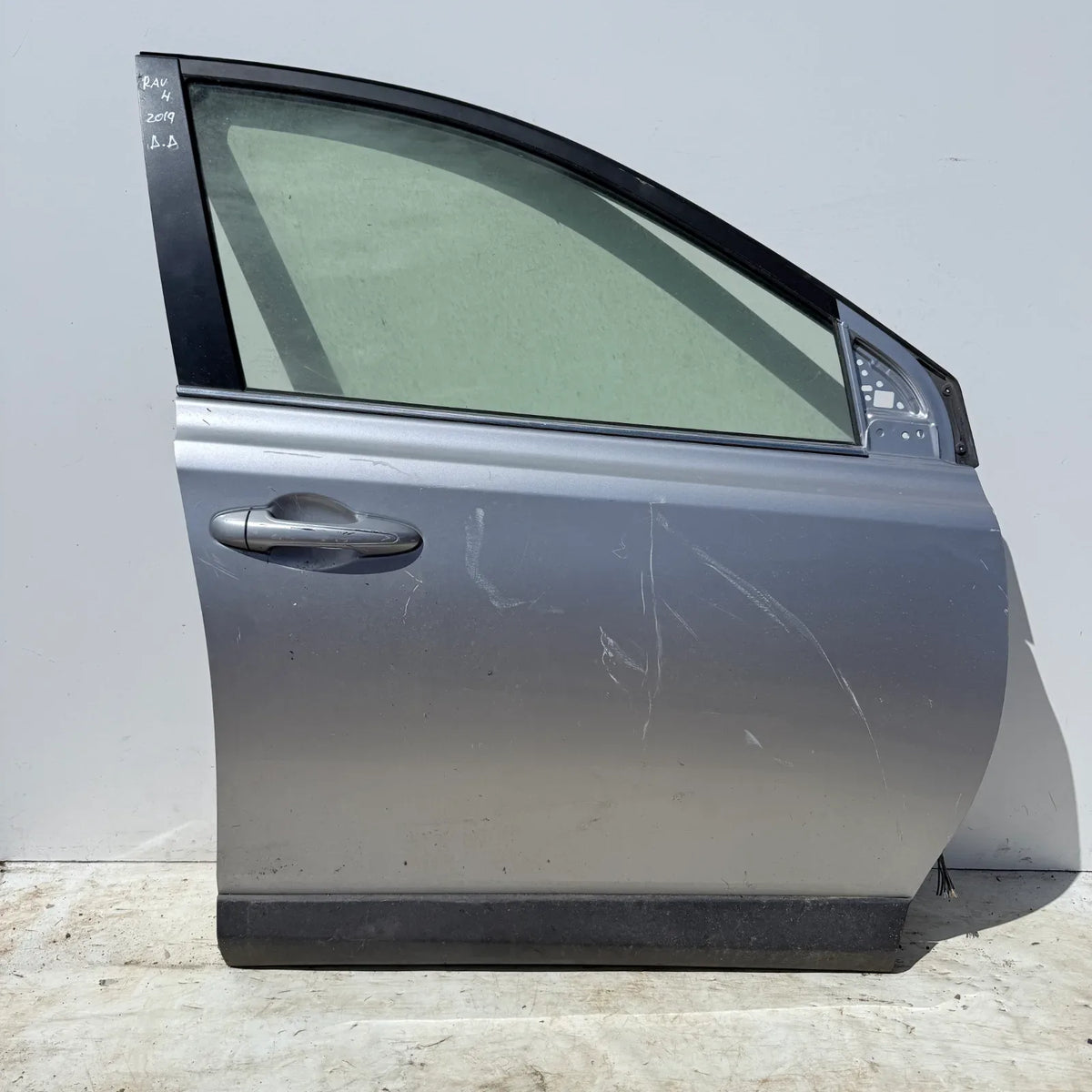 Puerta lata DELANTERA DERECHA Toyota Rav4 2019 - 4x2 Bencina Mecánico
