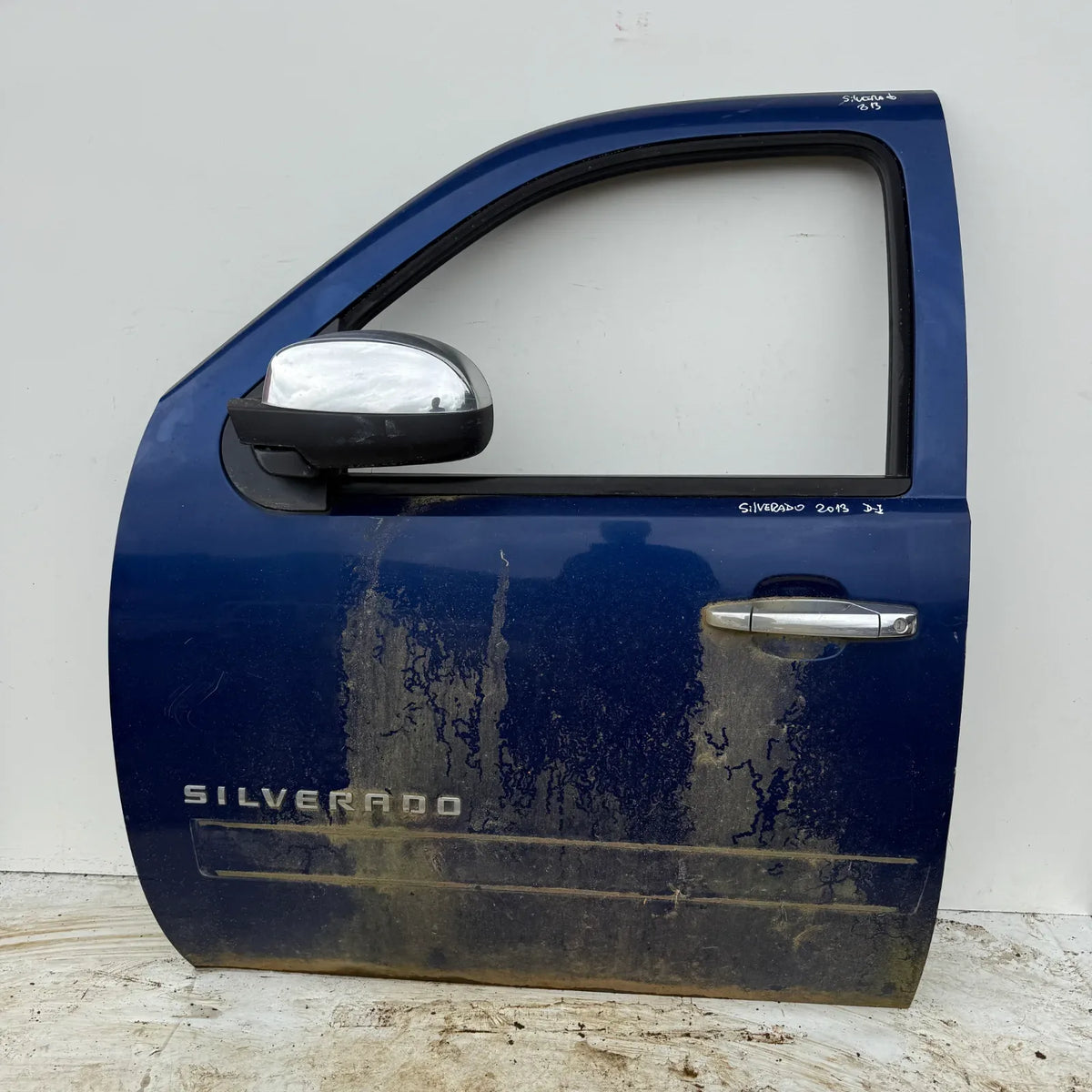 Puerta lata DELANTERA IZQUIERDA Chevrolet Silverado 2013 - 4x2 Bencina Mecánico