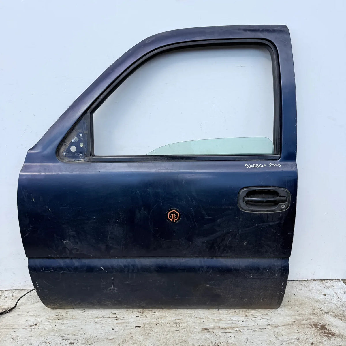 Puerta lata DELANTERA IZQUIERDA Chevrolet Silverado 2000 - 4x2 Bencina Mecánico