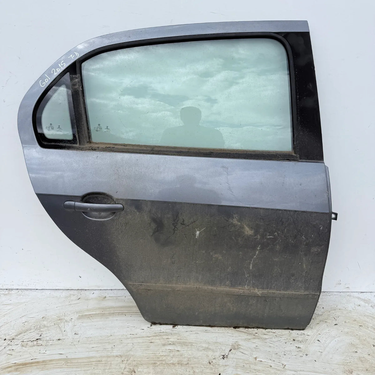 Puerta lata TRASERA DERECHA Volkswagen Gol 2015 - 4x2 Bencina Mecánico