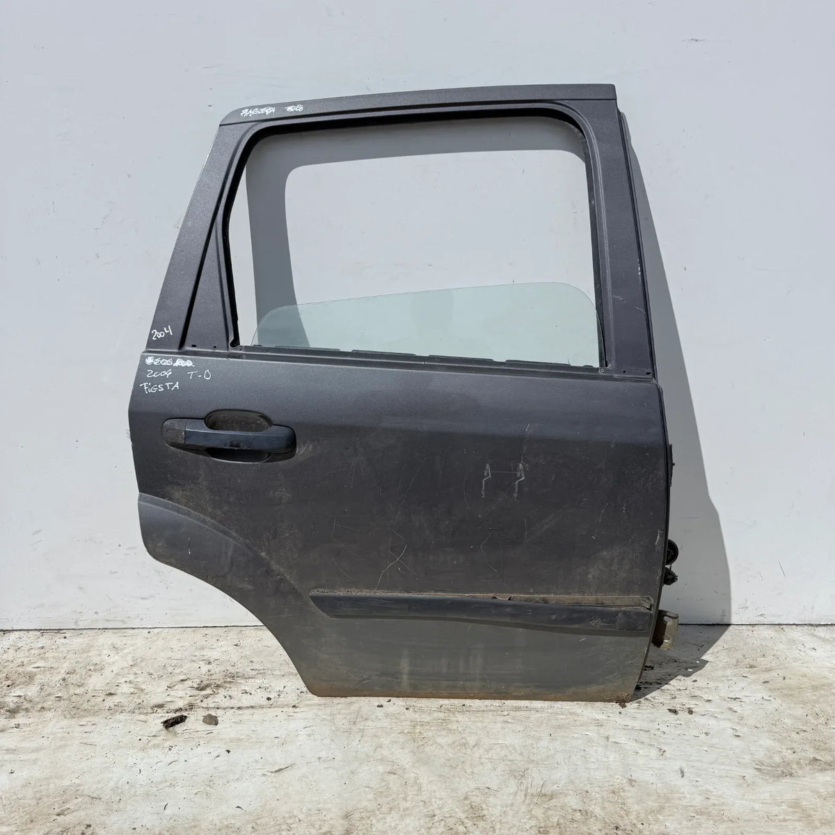 Puerta lata TRASERA DERECHA Ford Fiesta 2004 - 4x2 Bencina Mecánico