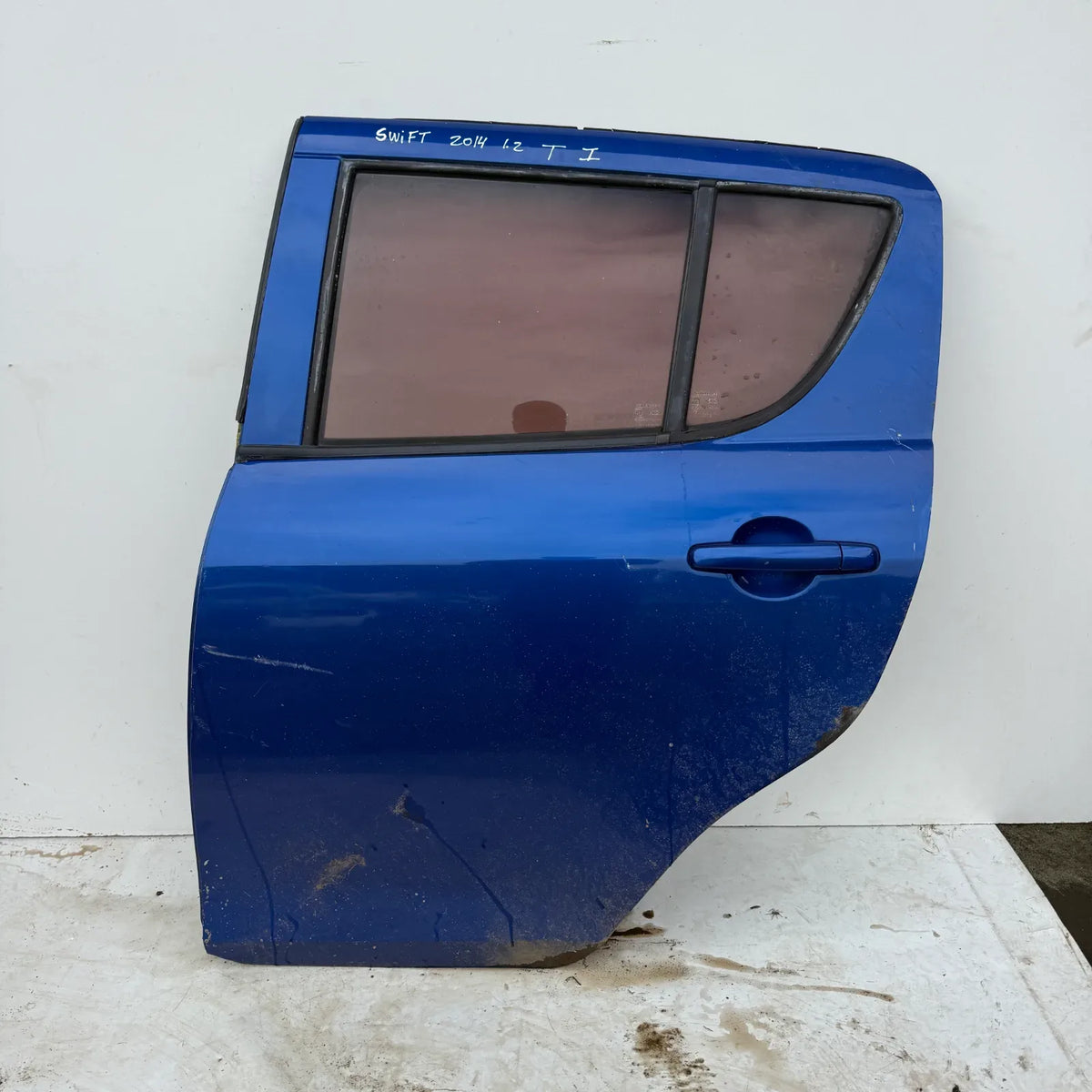 Puerta lata TRASERA IZQUIERDA Suzuki Swift 2014 - 4x2 Bencina Mecánico