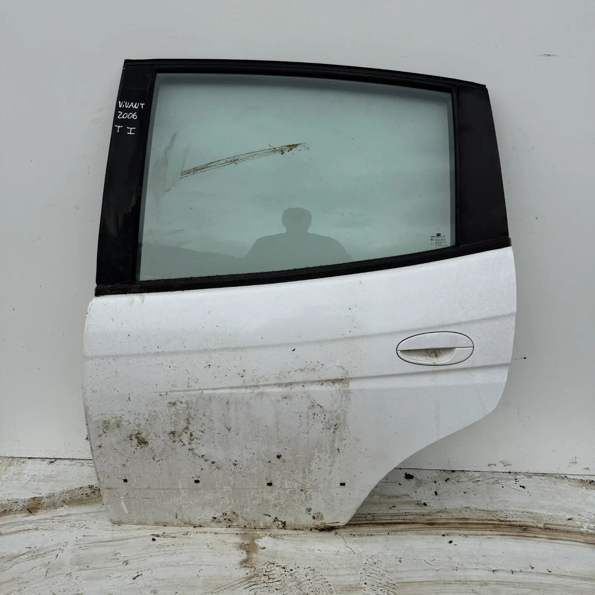 Puerta lata TRASERA IZQUIERDA Chevrolet Vivant  2006 - 4x2 Bencina Mecánico
