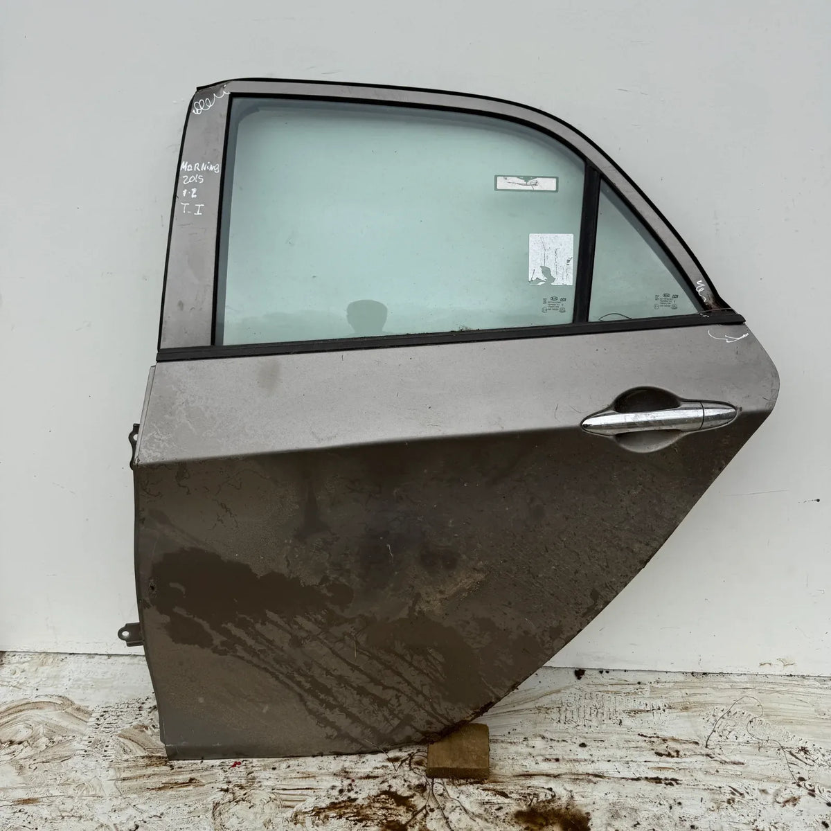 Puerta lata TRASERA IZQUIERDA Kia Morning  2015 - 1.2 4x2 Bencina Mecánico