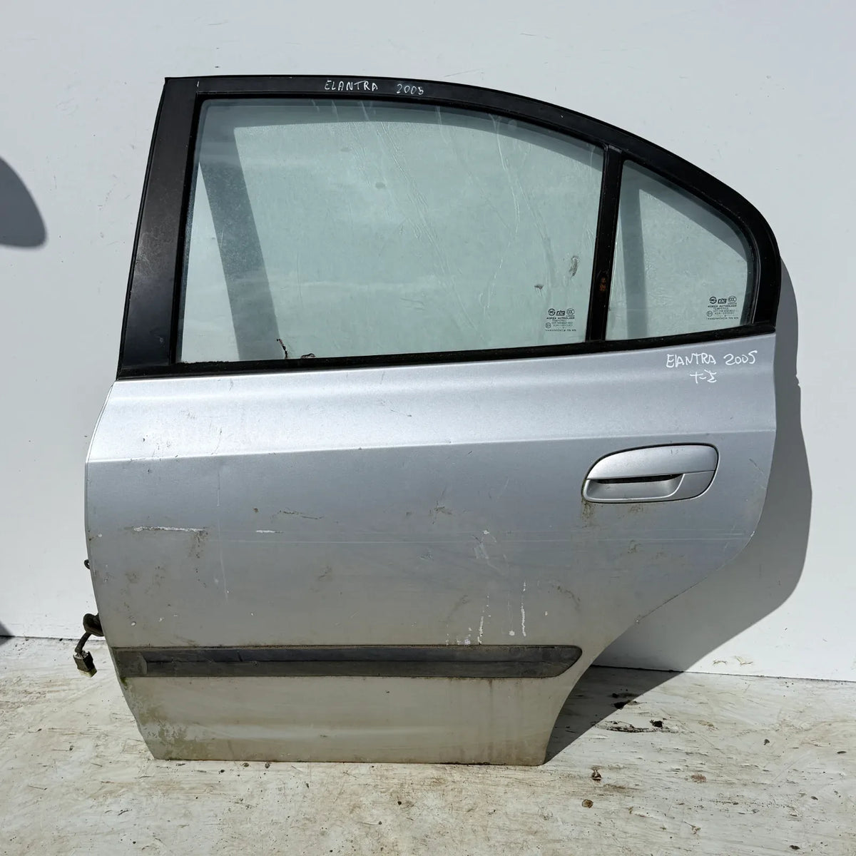 Puerta lata TRASERA IZQUIERDA Hyundai Elantra 2005 - 4x2 Bencina Mecánico