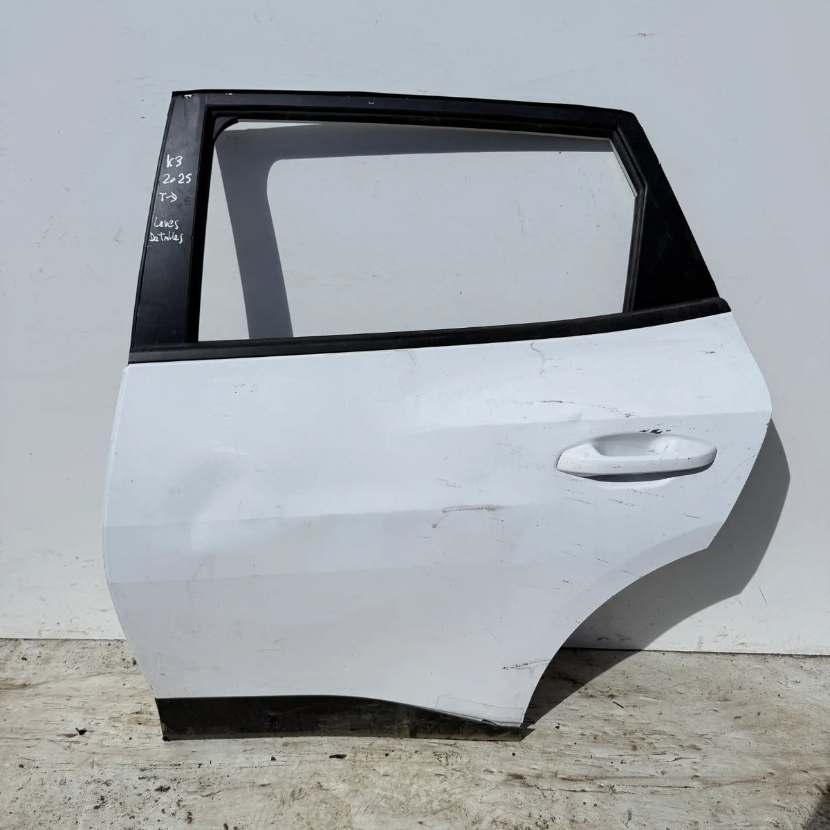 Puerta lata TRASERA IZQUIERDA Kia K3 2025 - 4x2 Bencina Mecánico
