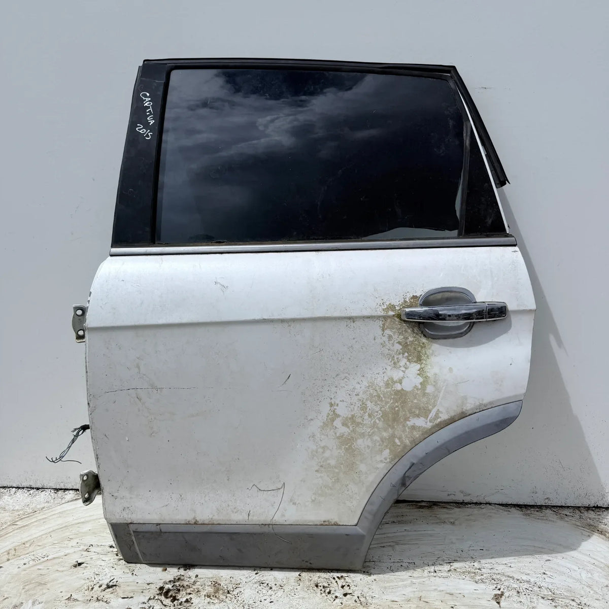 Puerta lata TRASERA IZQUIERDA Chevrolet Captiva 2015 - 4x2 Diesel Mecánico