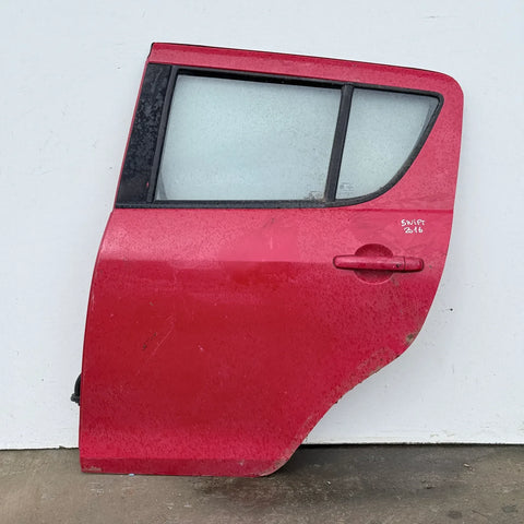 Puerta lata TRASERA IZQUIERDA Suzuki Swift 2016 - 4x2 Bencina Mecánico