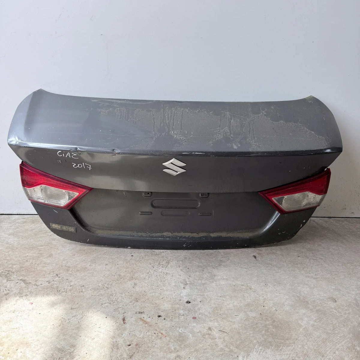 TAPA MALETA Suzuki Ciaz 2017 - 4x2 Bencina Mecánico
