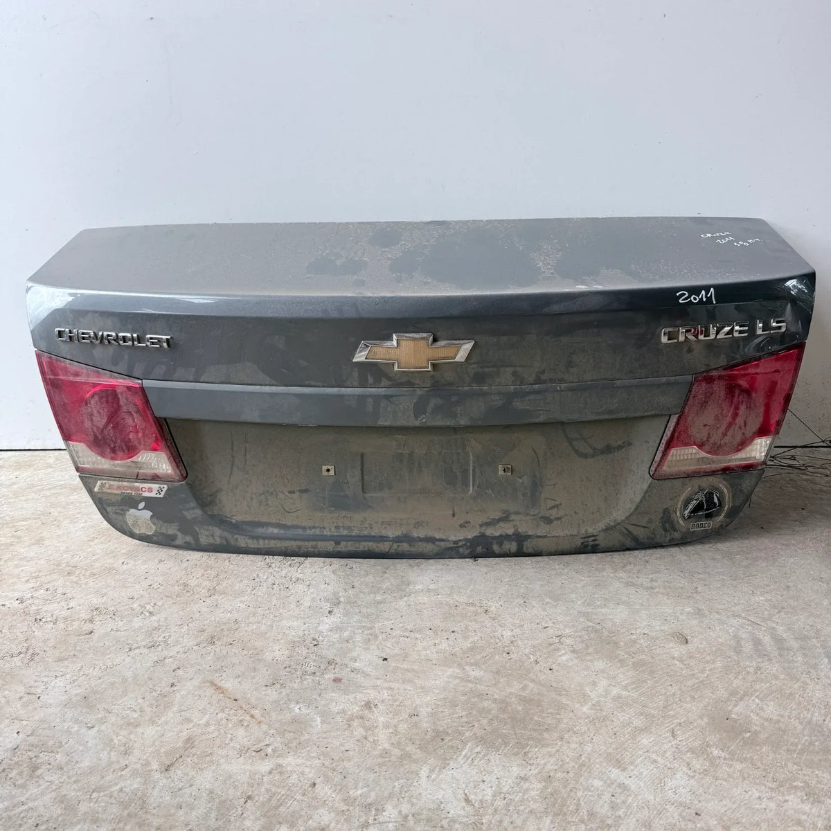 TAPA MALETA Chevrolet Cruze 2011 - 4x2 Bencina Mecánico