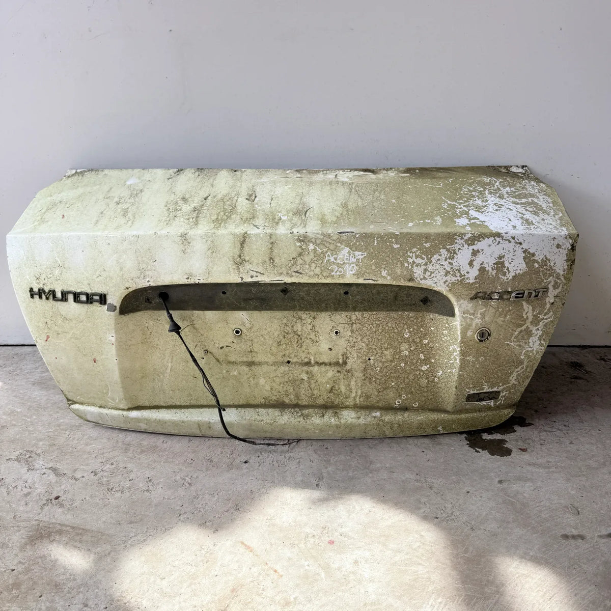 TAPA MALETA Hyundai Accent 2010 - 4x2 Bencina Mecánico