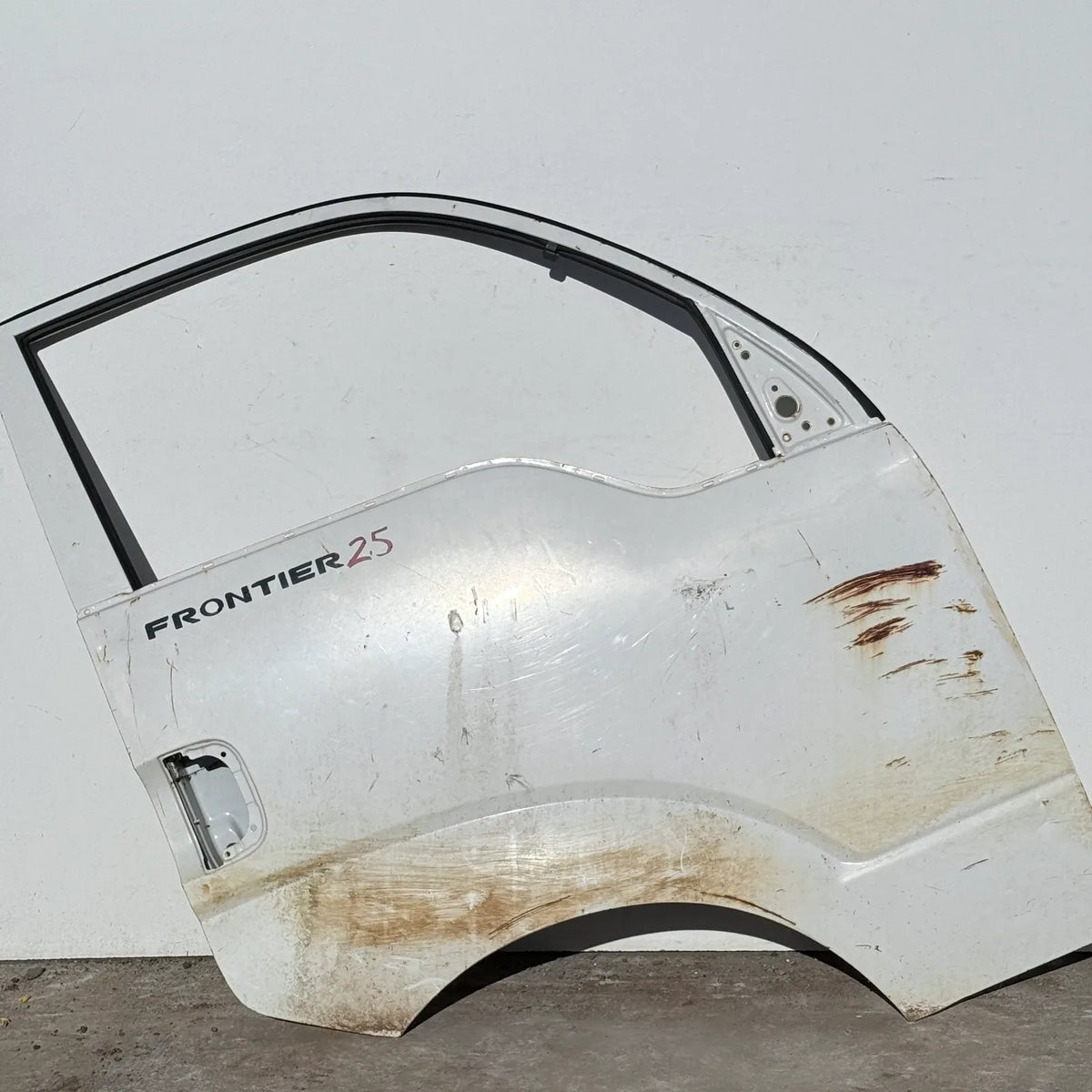 Puerta lata DELANTERA DERECHA Kia FRONTIER 2015 - 4x2 Diesel Mecánico
