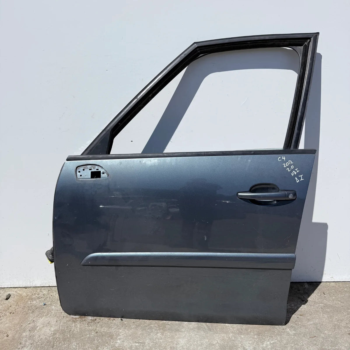 Puerta lata DELANTERA IZQUIERDA Citroen C4 Picasso 2012 - 4x2 Diesel Mecánico